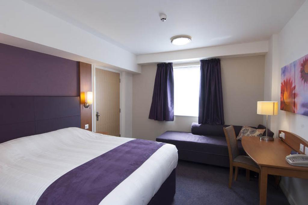 Premier Inn London Barking 외부 사진